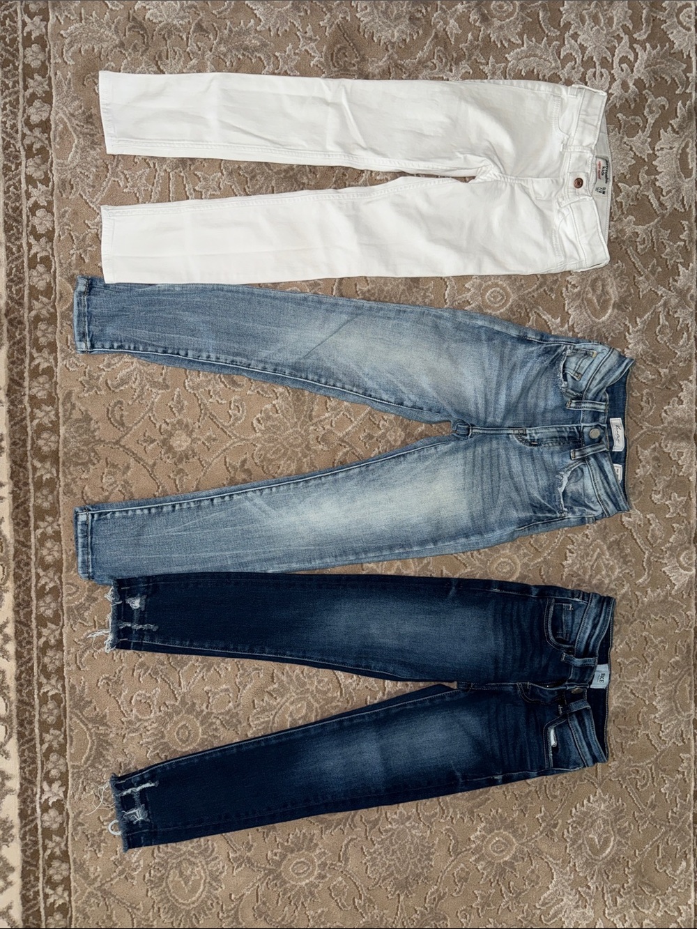 White a&f
